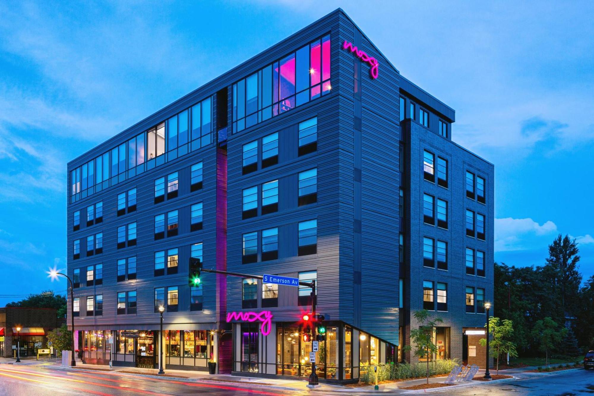 Moxy Minneapolis Uptown Exterior foto