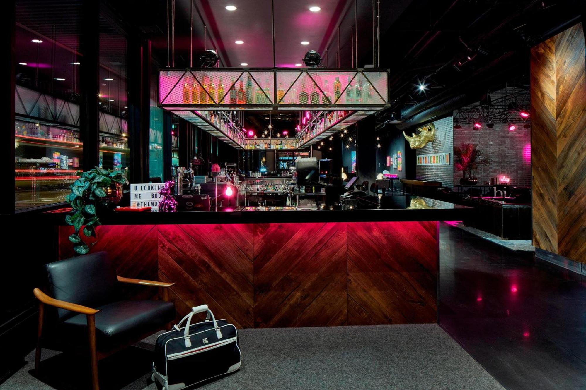 Moxy Minneapolis Uptown Exterior foto